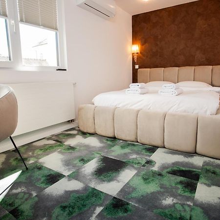 Apartment Onyx Carolyne Бистрица Экстерьер фото
